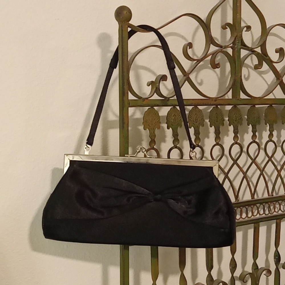 Black formal Clutch